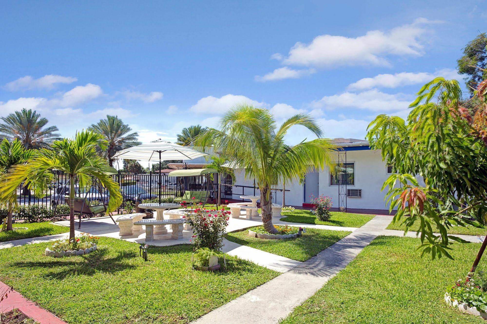 Sun And Surf Inn North Miami Eksteriør bilde